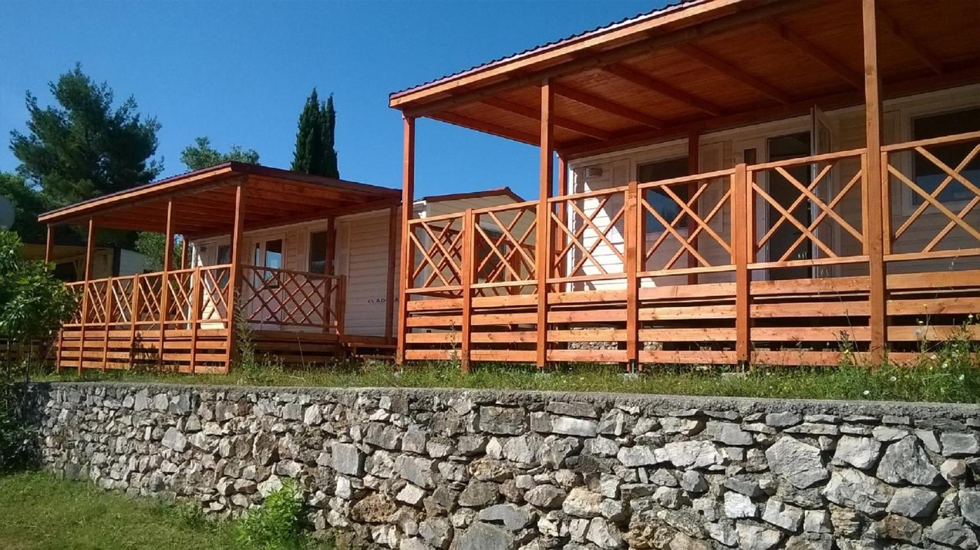 Mobile Homes Murter Jezera Bagian luar foto